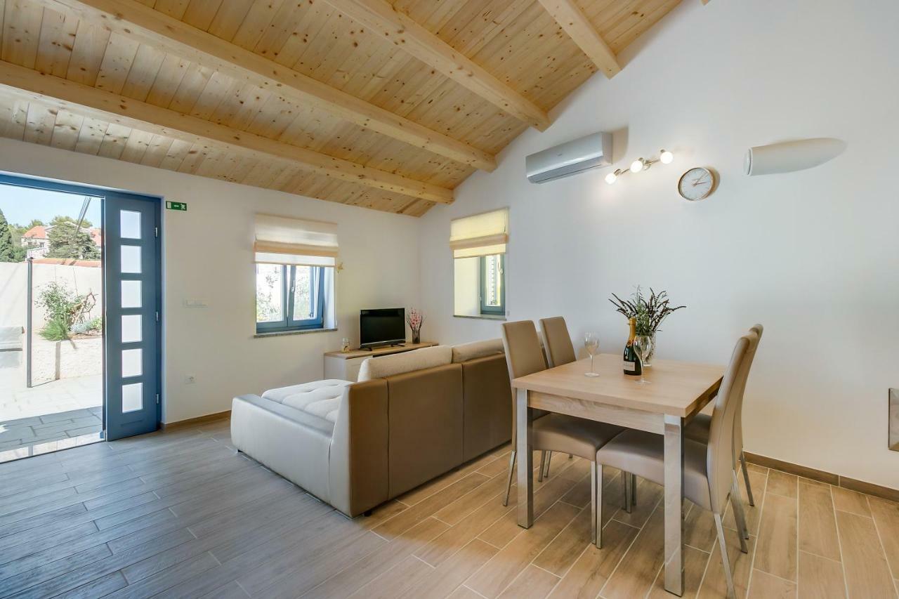 Apartments Relax Veli Lošinj Dış mekan fotoğraf