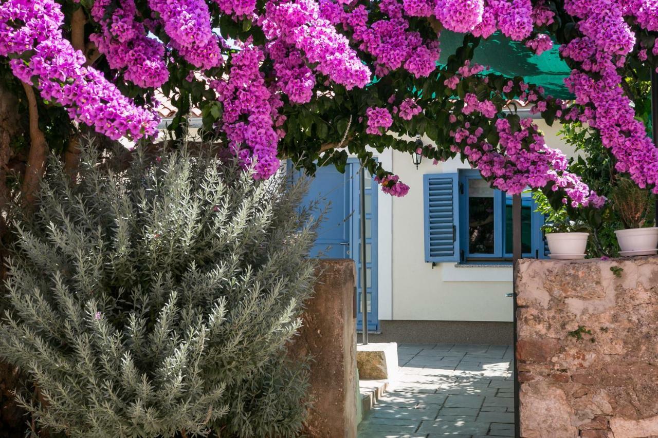 Apartments Relax Veli Lošinj Dış mekan fotoğraf