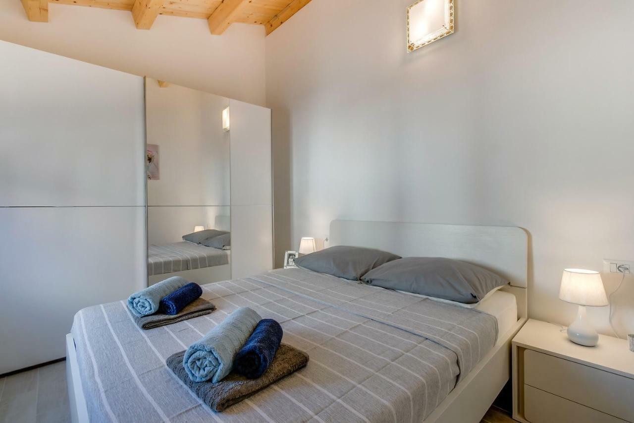 Apartments Relax Veli Lošinj Dış mekan fotoğraf