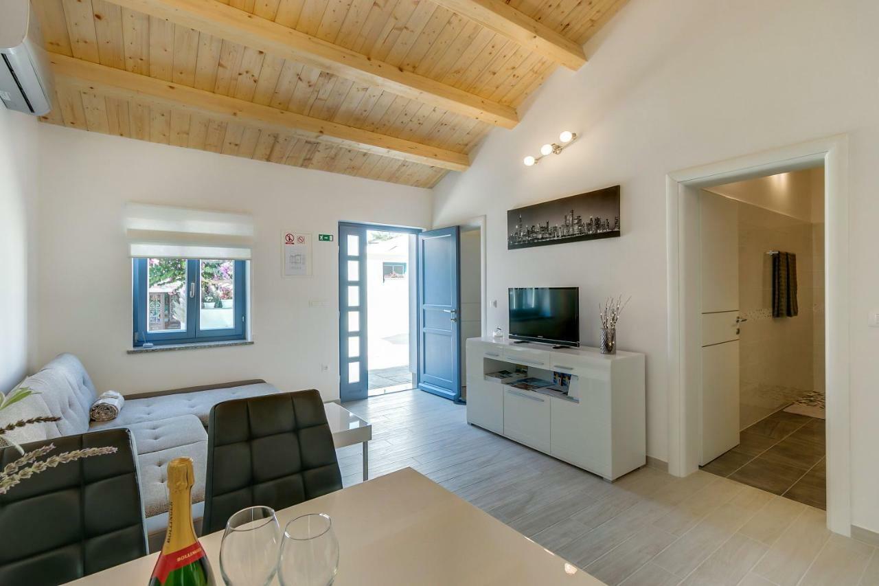 Apartments Relax Veli Lošinj Dış mekan fotoğraf